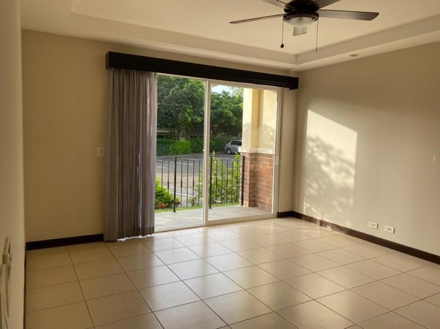 Venta de apartamento en San Antonio , Belen (Inversion) en San Antonio, Belén, Heredia — $130,000