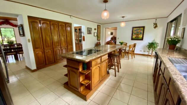 Venta Casa en la Guacima 26-343 en Guácima, Alajuela — $450,000