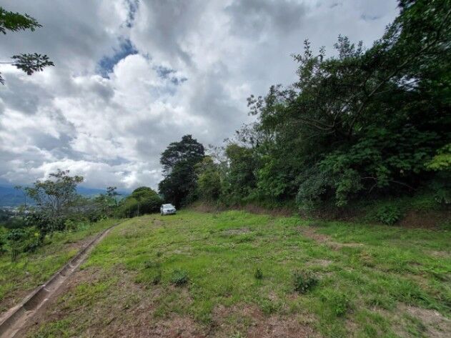 Venta lote residencial de 4.220 m² con vista panorámica #26-875 GS in San Miguel, Desamparados, San José — $211,000