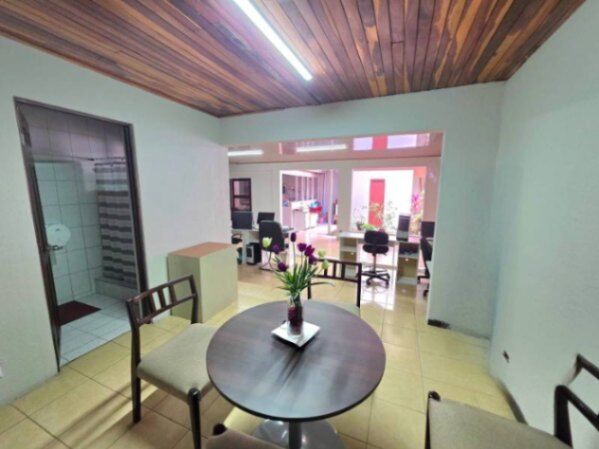 ALQUILER DE OFICINA, PAVAS, URBANIZACIÓN ALFA en Pavas, San José — ₡ 600 000