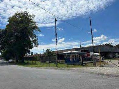 VENTA DE NAVE INDUSTRIAL – PUNTARENAS, CIUDAD NÉILLY en Puntarenas — $1,600,000