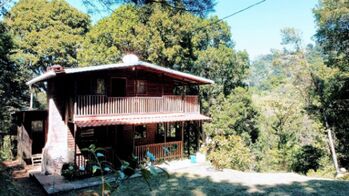 ✨ Preciosa Propiedad con Cabaña en El Cañón del Guarco 🌾 en San Isidro, El Guarco, Cartago — 57 500 000 ₡ - Foto 4 de 42