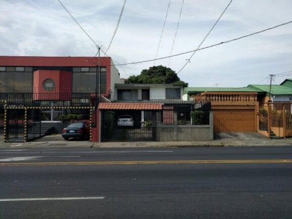 Venta de Casa en San Fco de Dos Ríos. RAH 26-152 en San Francisco de Dos Ríos, San José — $292,000