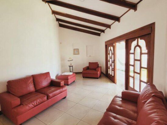 Alquiler de Hermosa Casa en Guayabos, Curridabat / JB OFC Mls. 25-1174 in Curridabat, San José — $3,000