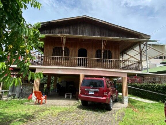 Venta de Casa de Playa en Jacó, Puntarenas. en Jacó, Garabito, Puntarenas — $350,000