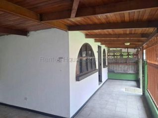 Venta de Casa en Ipis-Goicoechea. RAH 27-894