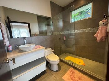 Venta de Casa en Mora, San José.  in Colón, Mora, San José — $405,000 - Photo 5 of 10