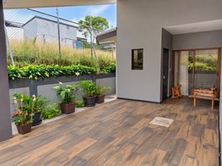 Modern house in Naranjo – fully furnished and move-in ready in San Juan, Naranjo, Alajuela — $900 - Photo 5 of 19