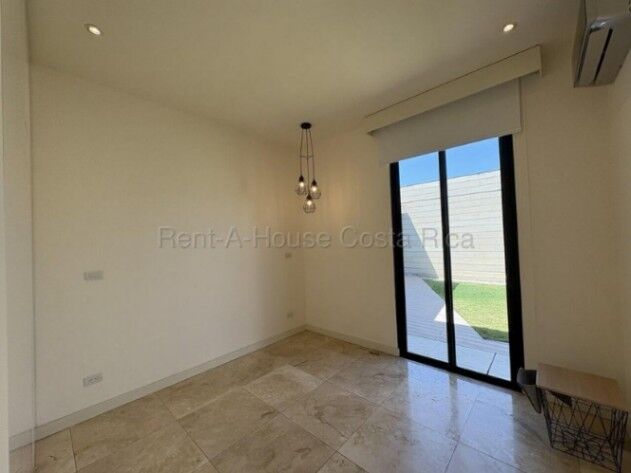 Alquiler de Casa en Pozos de Santa Ana. RAH 26-1654 en Pozos, Santa Ana, San José — $3,500