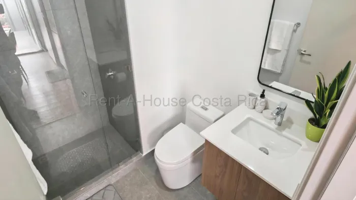 Alquiler de Apartamento AMUEBLADO en Torre Escalante, San José. RAH 26-2034 en Guaitil, Acosta, San José — $1,100 - Foto 3 de 7