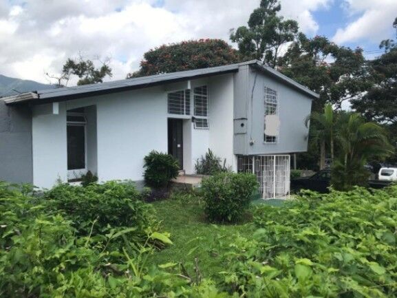 VENTA de exclusivo apartamento ubicado en bello horizonte de Escazu /24-1613 in San Rafael, Escazú, San José — $239,000