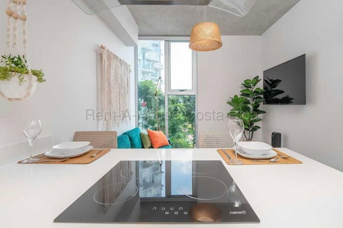 Alquiler de Apartamento Amueblado en Secret Sabana #27-268 GS in Mata Redonda, San José — $1,240