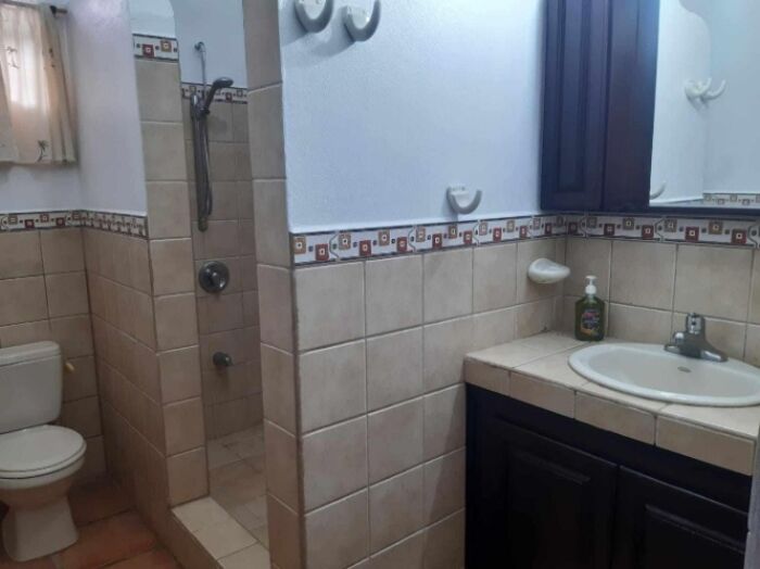 Venta de Casa de Playa en Parrita, Puntarenas.  in Parrita, Puntarenas — $285,000