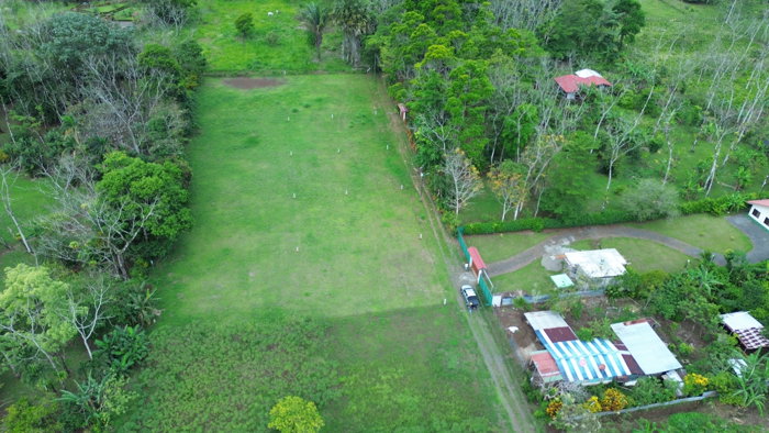 Venta de lotes en derecho, Valle Azul de San Ramón en San Ramón, Alajuela — ₡ 15 000 000