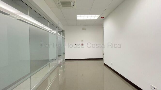 Se alquila local comercial en Santa Ana San José 26-2094 in Santa Ana, San José — $2,380