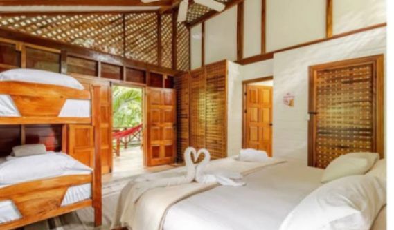 SE VENDE VILLA DE LUJOSA EN COCLES, LIMÓN.  in Limón — $700,000