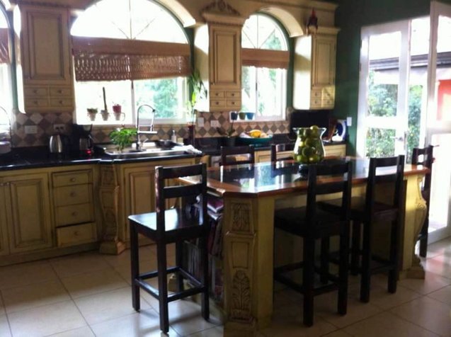 Casa de lujo con caballeriza, y terreno para desarrollo inmobiliario en Garita, Alajuela — $3,500,000 - Foto 3 de 39