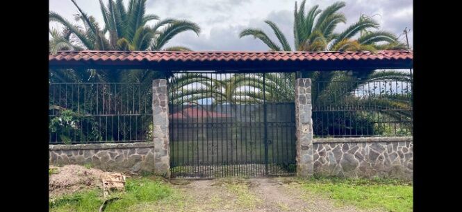 🏡 VENTA DE CASA – El Yas, Paraíso, Cartago en Santiago, Paraíso, Cartago — ₡ 75 000 000