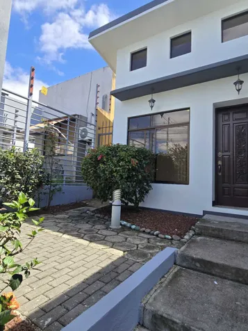 Venta casa de 1 planta en Omega, La Unión (JK CZ) in San Diego, La Unión, Cartago — ₡ 110 000 000 - Photo 2 of 28