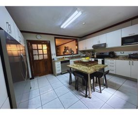 Casa en Venta en el Centro de Escazú in Escazú, San José — $425,000 - Photo 5 of 18
