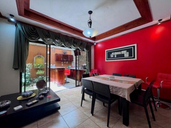 Se vende espaciosa casa con patio en Condominio Lomas de Granadilla 26-65 en Granadilla, Curridabat, San José — $325,000