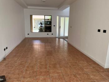 Venta de Casa en Santa Ana, San José. RAH 25-2026 en Santa Ana, San José — $150,000 - Foto 5 de 12