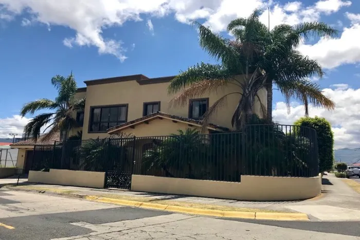 Venta de Casa independiente de lujo en Prados, Curridabat (AD) en Curridabat, San José — $500,000