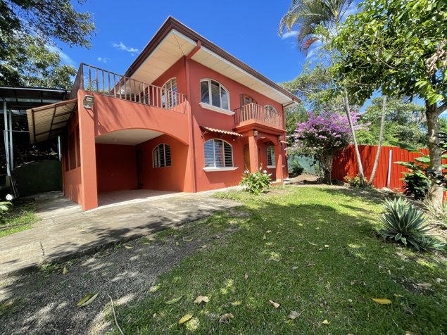 Escazu San Antonio propiedad con 2 casas en San Antonio, Escazú, San José — $555,000 - Foto 2 de 30
