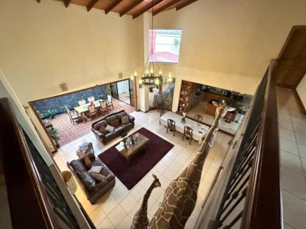 Venta de Casa de Lujo en Mercedes Norte, Heredia. RAH 26-267 en Mercedes, Heredia — $680,000 - Foto 2 de 17