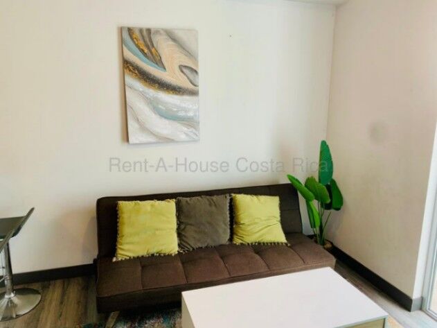 Venta de Apartamento AMUEBLADO en SECRET SABANA. RAH 27-165 en Mata Redonda, San José — ₡ 68 000 000