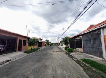 Casa en venta en La Guácima de Alajuela in Guácima, Alajuela — 67 500 000 ₡ - Photo 2 of 11