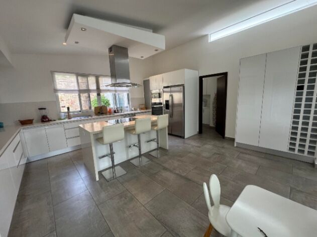 Venta Casa Mora Colón 25-700 in Colón, Mora, San José — $405,000