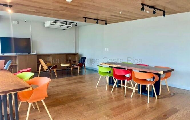 Venta de Apartamento TIPO LOFT AMUEBLADO en ROHRMOSER-San José. in Carmen, San José — $155,000