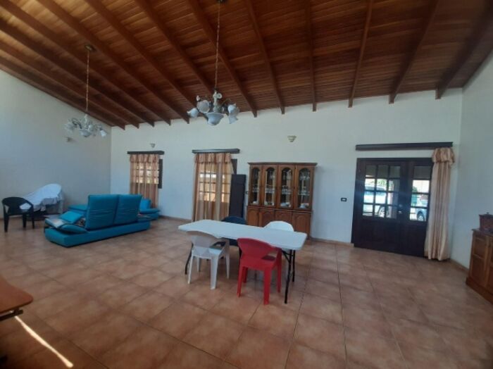 Venta de Cómoda Casa en El Coyol de Alajuela / Mls. 25-1431 OFC JB in San José, Alajuela — $272,000