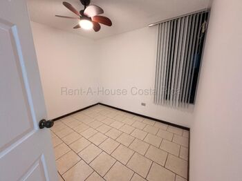 Venta apartamento planta baja con terraza y seguridad #26-1852 GS en San Rafael, Alajuela — $98,000 - Foto 4 de 6