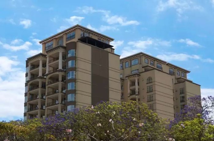 VENTA APARTAMENTO EN LA SABANA - TORRE DE LUJO en Mata Redonda, San José — $310,000