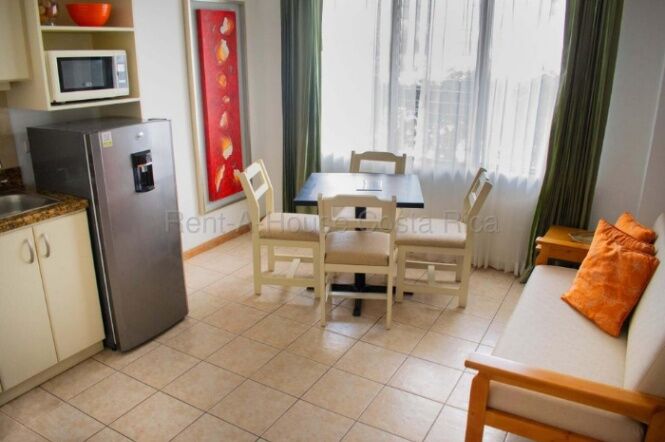 Alquiler de Apartamento AMUEBLADO en Mata Redonda-San José. RAH 26-2177 en Mata Redonda, San José — ₡ 400 000