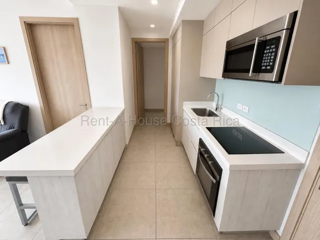 Alquiler de Apartamento con Mobiliario Básico en Curridabat #27-324 GS en Curridabat, San José — $1,380 - Foto 2 de 8