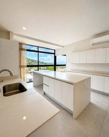 venta de Pent House en Escazu in Santa Ana, San José — $850,000 - Photo 3 of 23