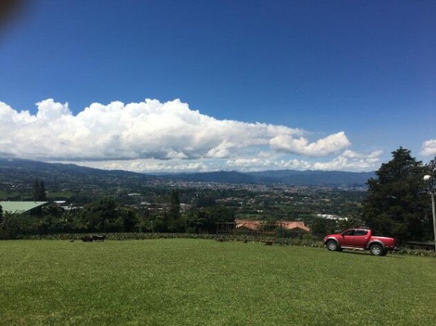 Lote con vista extraordinaria in Concepción, San Rafael, Heredia — $650,000