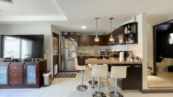 Se alquila casa con patio en Colón Mora 26-1914 in Colón, Mora, San José — $1,500