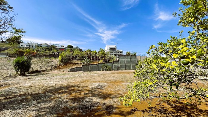 SE VENDE LOTE EN SAN PEDRO, ALAJUELA. in San Ramón, Alajuela — $287,000