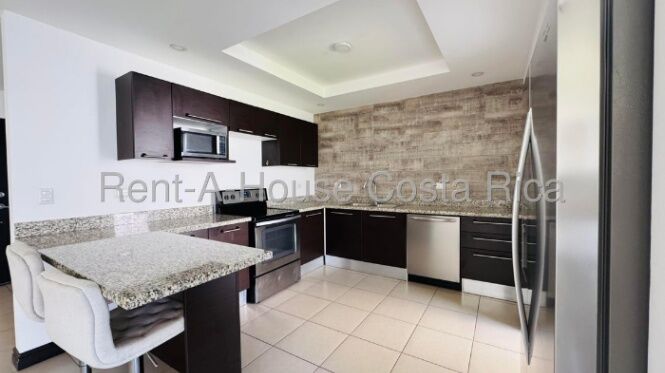 Alquiler de Casa en Escazú-San Rafael. RAH 26-1468 en San Rafael, Escazú, San José — $1,900