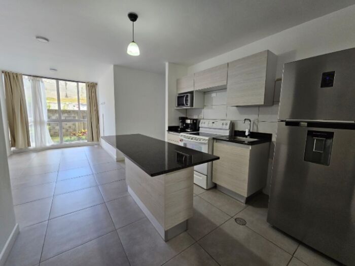 Alquiler de Apartamento en Condominio Monte Alto. en Curridabat, San José — $1,250