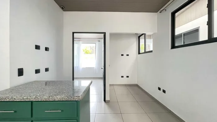 New Apartments For Rent In San Isidro De Grecia en Grecia, Alajuela — ₡ 280 000 - Foto 3 de 13