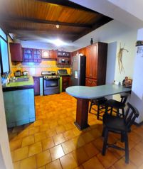 Se Vende Casa para vivir o como Inversión en Tibás in San Juan, Tibás, San José — $135,450 - Photo 5 of 12