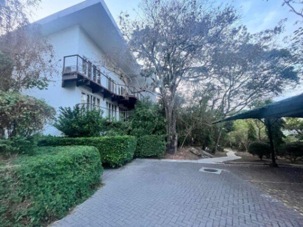 Venta de Maravilloso Apartamento en Santa Ana / Mls. 26-1232 OFC JB in Piedades, Santa Ana, San José — $206,000