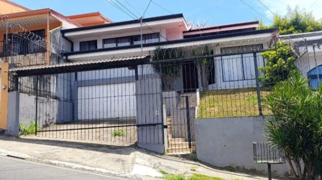 Alquiler de Casa en Curridabat, San José. in Curridabat, San José — $1,500