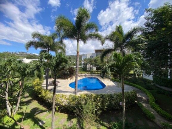 Se alquila moderno apartamento en condominio de Santa Ana 25-1554 en Santa Ana, San José — $1,300