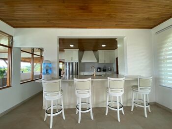 Venta de Casa en San Rafael de Escazú. RAH 26-263 in San Rafael, Escazú, San José — $695,000 - Photo 5 of 18